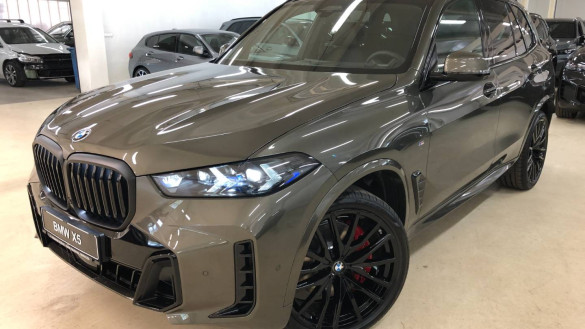 BMW X5 xDrive 40i mHEV A/T