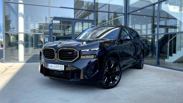BMW XM