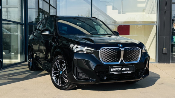 BMW iX1 xDrive30