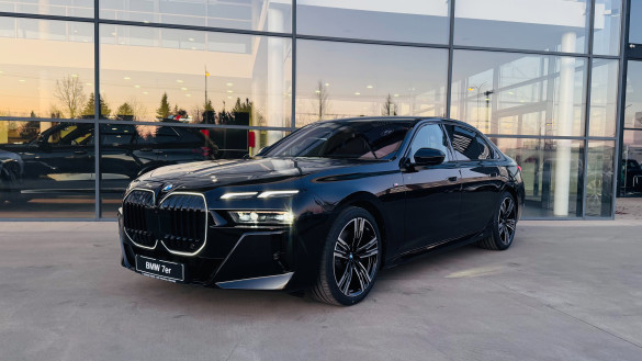 BMW 740d xDrive Sedan