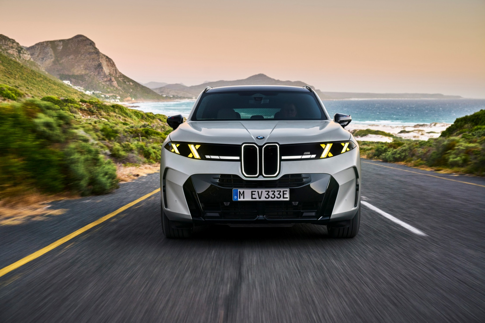 NOVÉ BMW X5