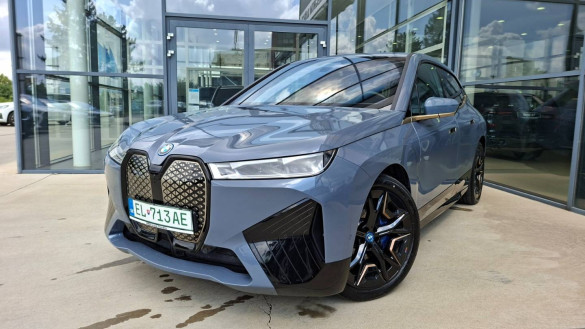 BMW iX 50 xDrive