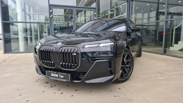 BMW Rad 7 M760e xDrive Sedan